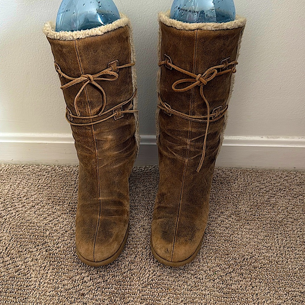 Y2K vintage Michael Kors distressed brown suede fur heeled boots